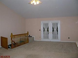 2nd image of 410 Hereford Park