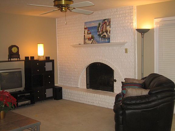 5th image of 4010 Goodwin Dr