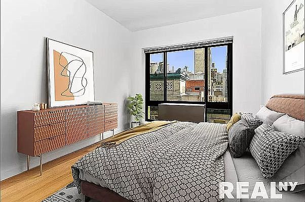 1st image of 30 W 18th St APT 14B
