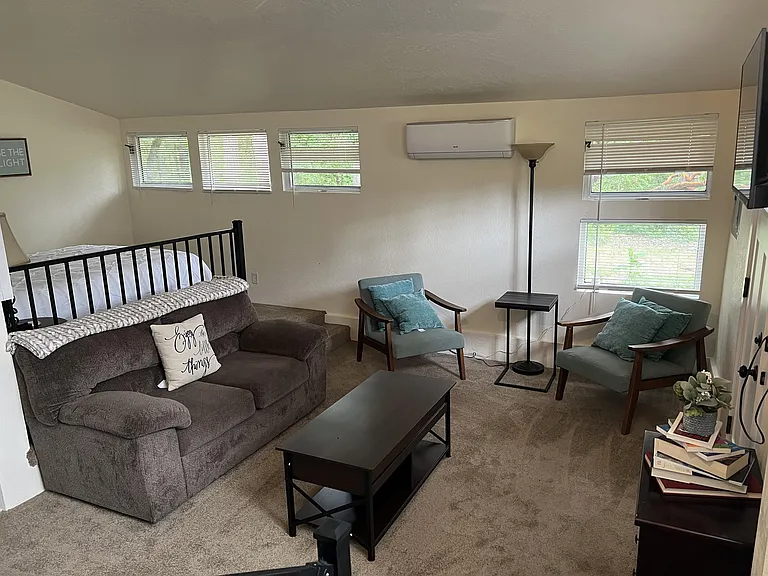 8401 Riverbanks Rd — Photo 3