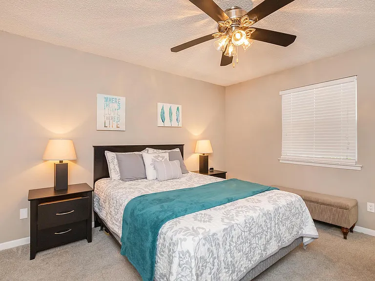 COZY BEDROOM IN FRANKLIN, TN