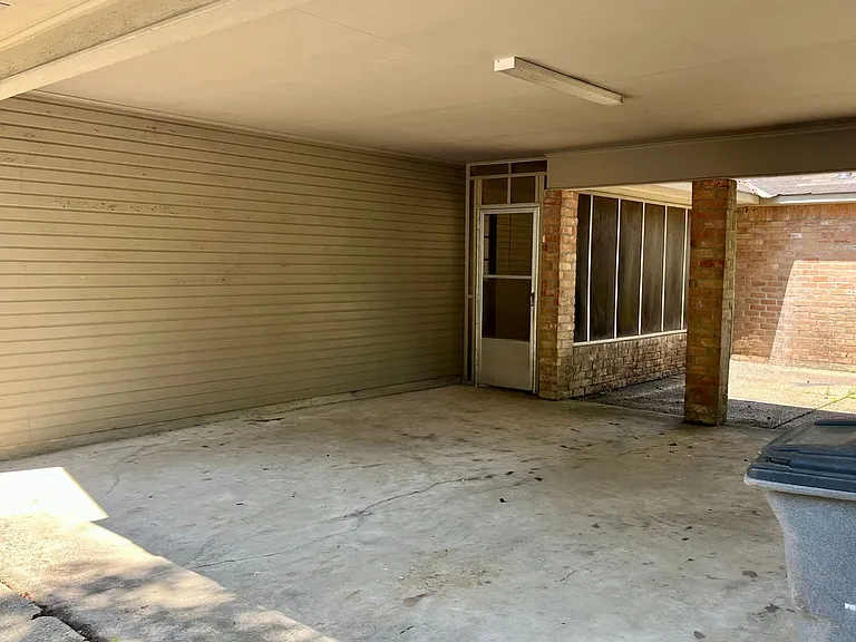 5113 Sandy Ridge Dr — Photo 19