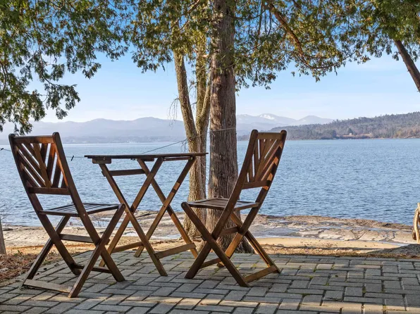 567 Mile Point Road, Ferrisburgh, VT 05491