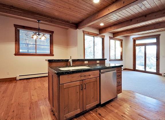 5th image of 564 Deer Valley Dr #4