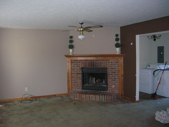 3rd image of 3155 Pimlico Pkwy