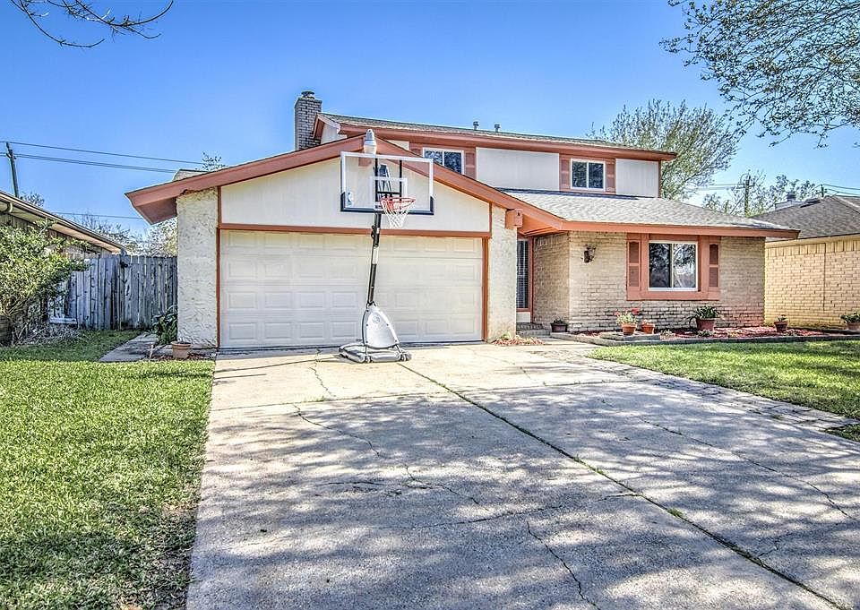 1st image of 16515 Bougainvilla Ln