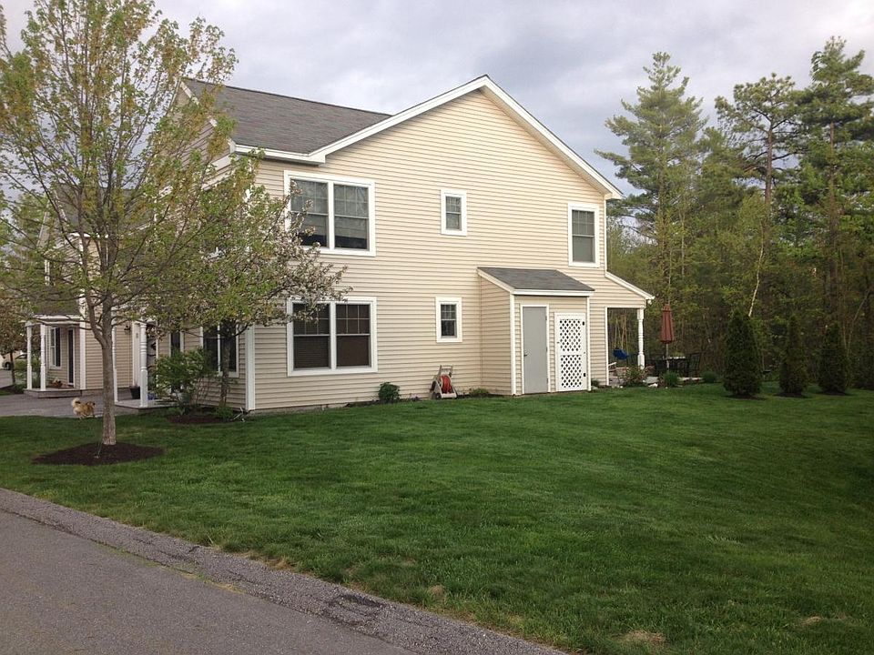 Spacious and private yard.