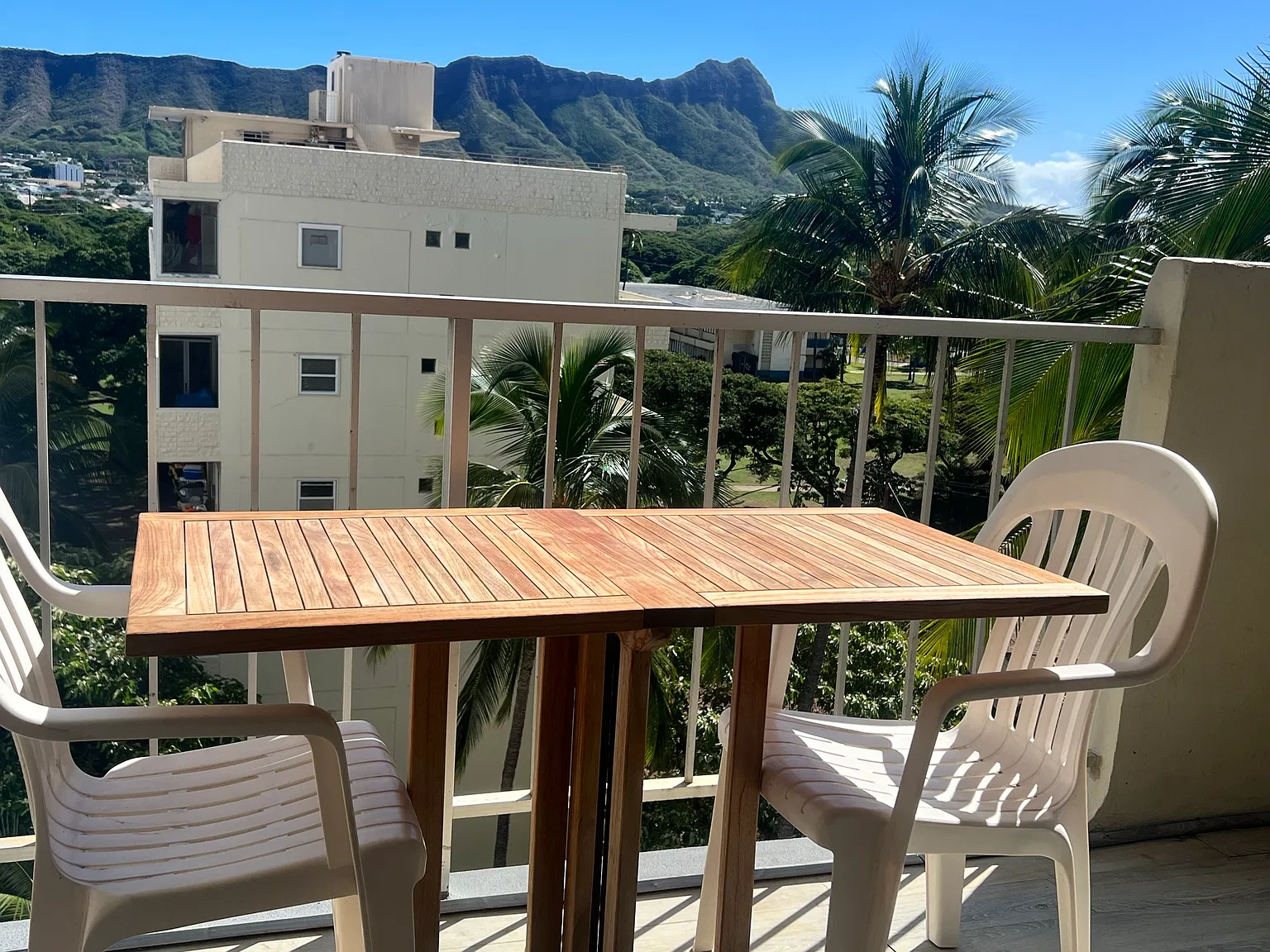 1 bed, 840 sqft, $2,300 — Photo 3