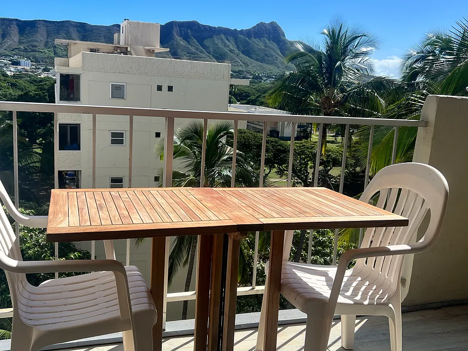 That first cup of coffee on a "good morning, Diamond Head" day.