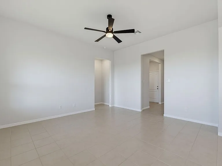 3711 McCleland Creek Trl — Photo 2