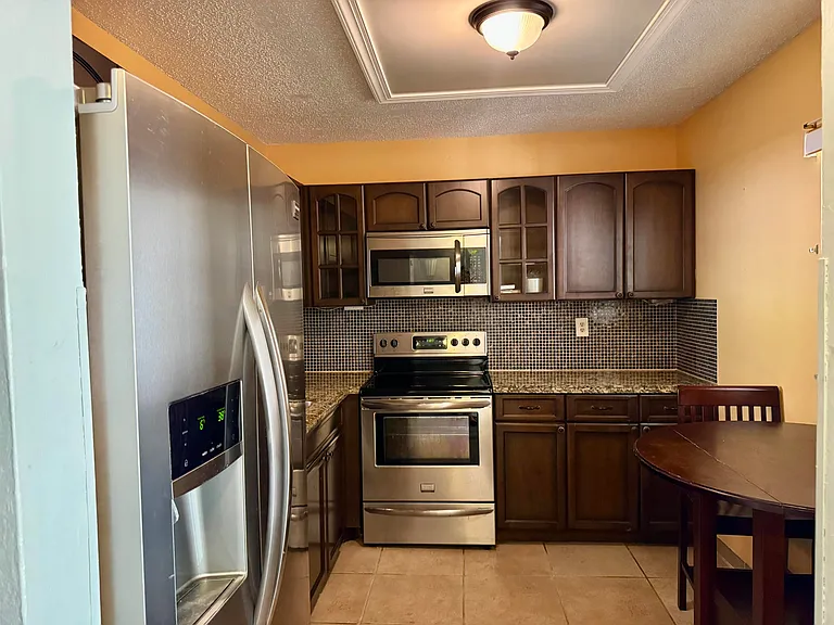 1800 SW 81st Ave #1307 — Photo 7