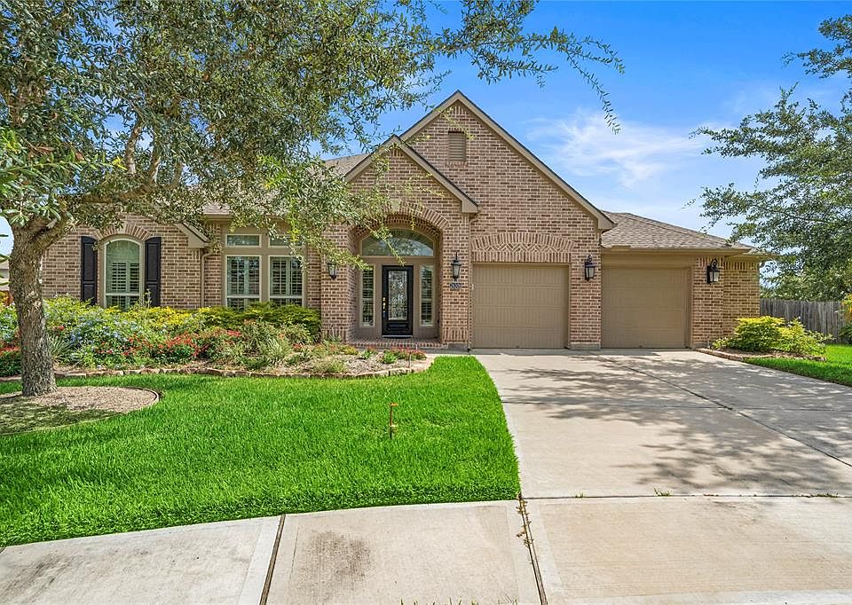 1st image of 26306 Andrew Arbor Ct