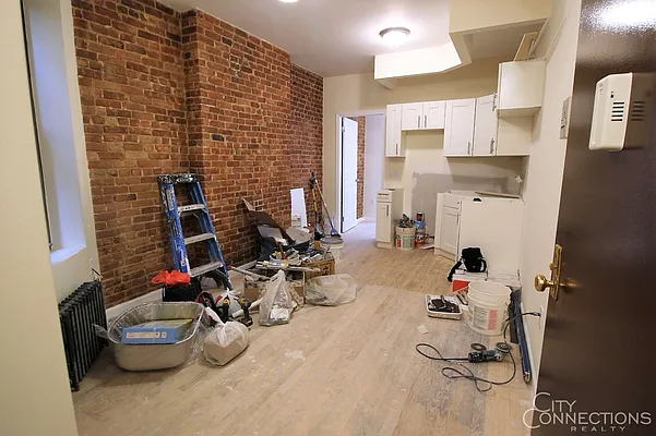 Rented by City Connections Realty | media 29