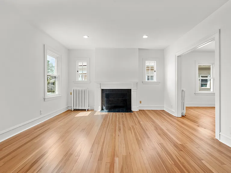 152 Maplewood Ave #2B — Photo 7
