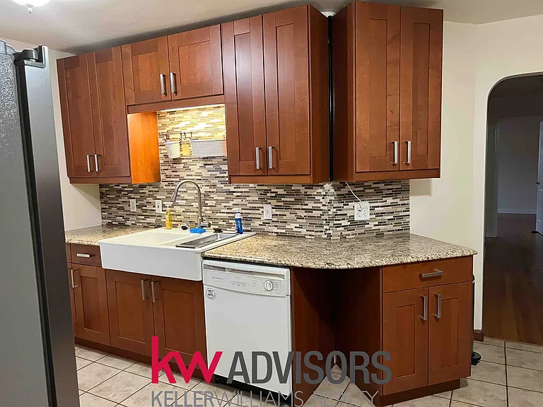 3521 Burke Ave #2 — Photo 7