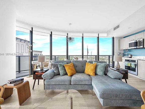 3rd image of 55 SW 9th St #3306