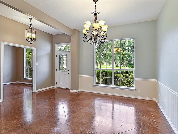 3rd image of 6800 Bendwood