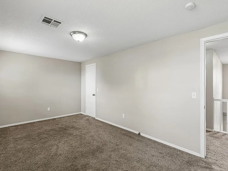 5825 NW 72nd St — Photo 28
