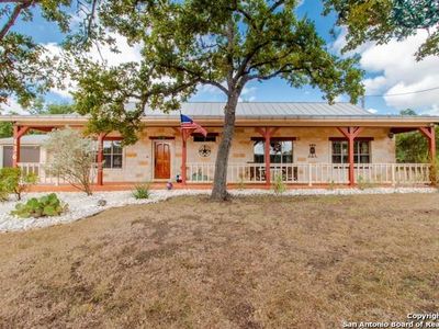 136 Old Camp Rd, Bandera, TX, 78003