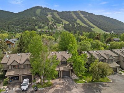 490 E Pearl Ave, Jackson, WY, 83001