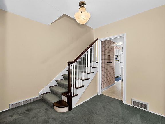 5th image of 1546 8th St S