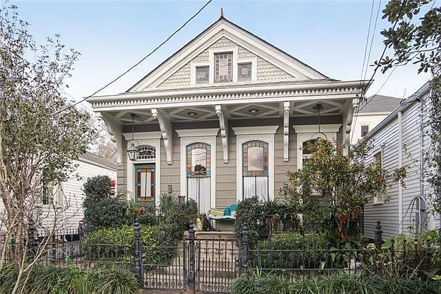 1st image of 913 Arabella St