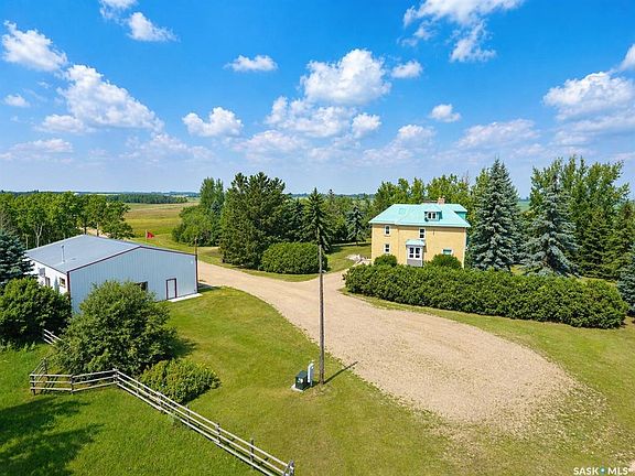 3rd image of 1 Rural Address