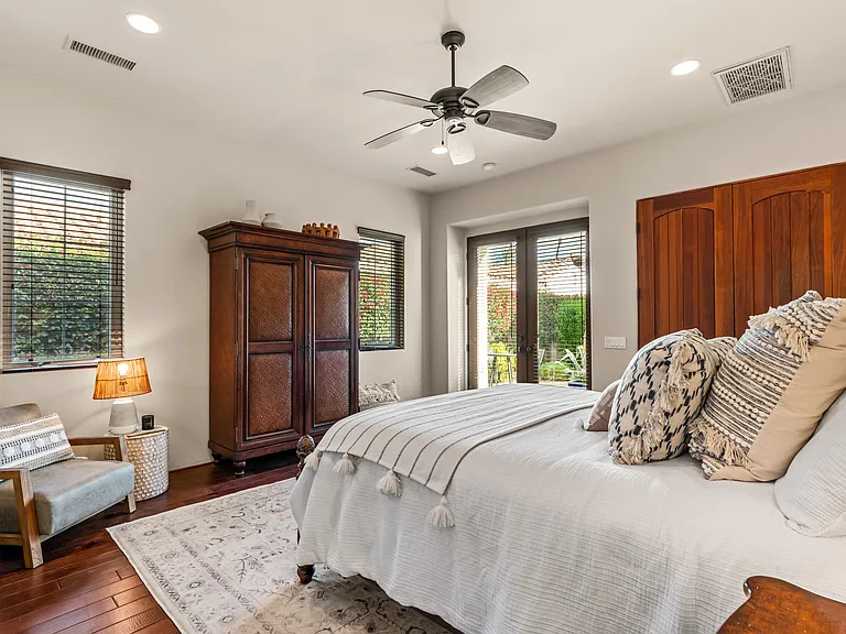 56738 Palms Dr — Photo 25