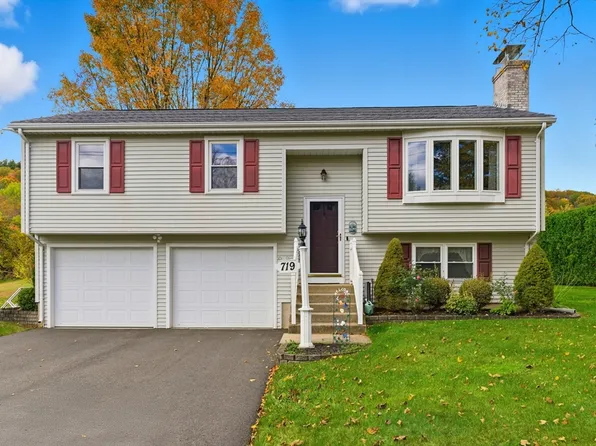 719 N West St, Feeding Hills, MA 01030