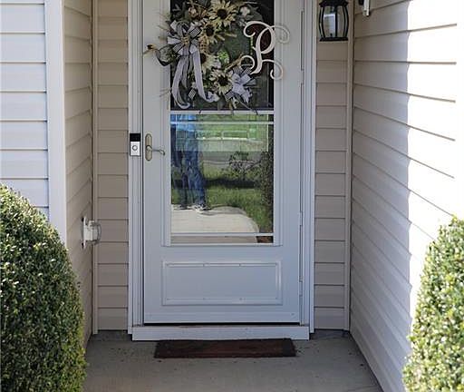 5th image of 2848 Barksdale Dr