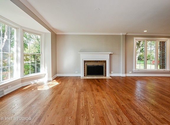 2nd image of 415 S Windsor Dr