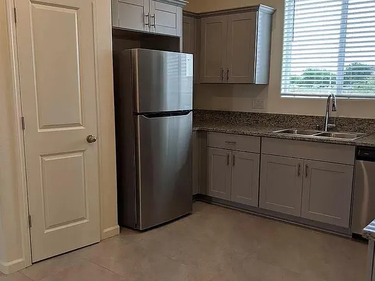 178 Korbel Ave — Photo 9