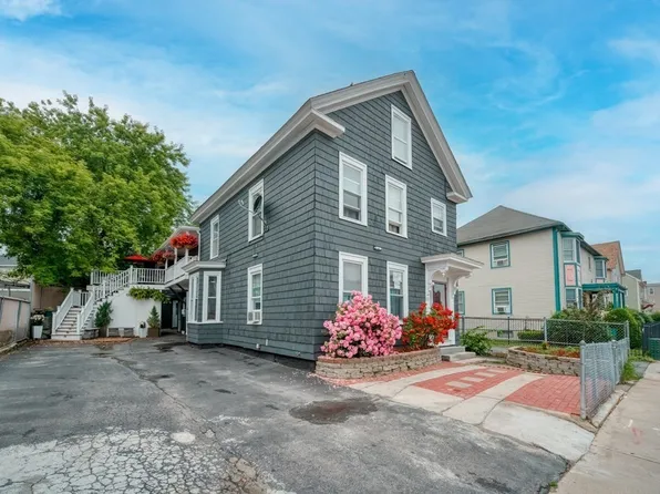 220 Fletcher St, Lowell, MA 01854