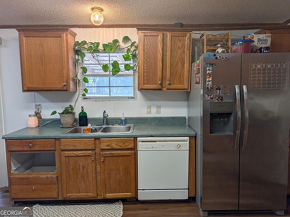 4th image of 301 Cottonton Rd