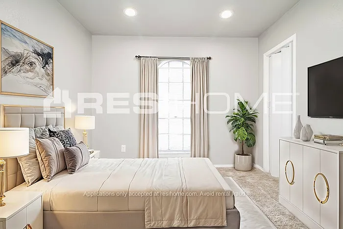 405 Lotus Ave — Photo 9