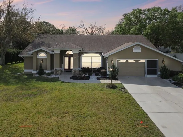 11209 Rainbow Woods Loop, Spring Hill, FL 34609