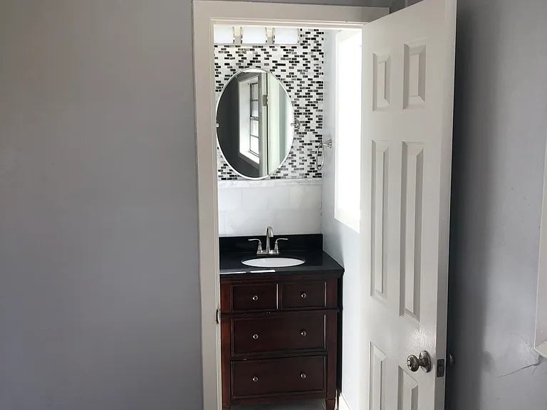 9444 Kroetz Dr — Photo 22
