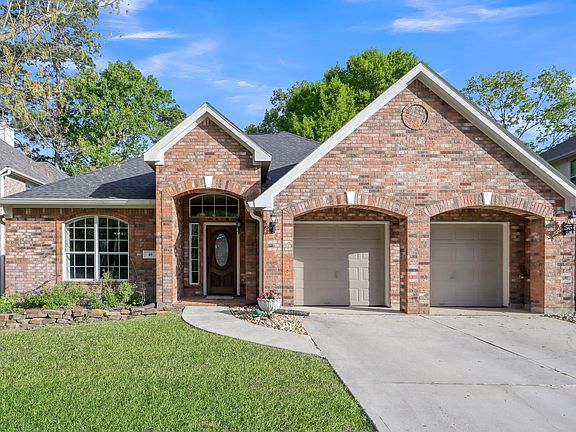 2nd image of 40 Laguna Rd