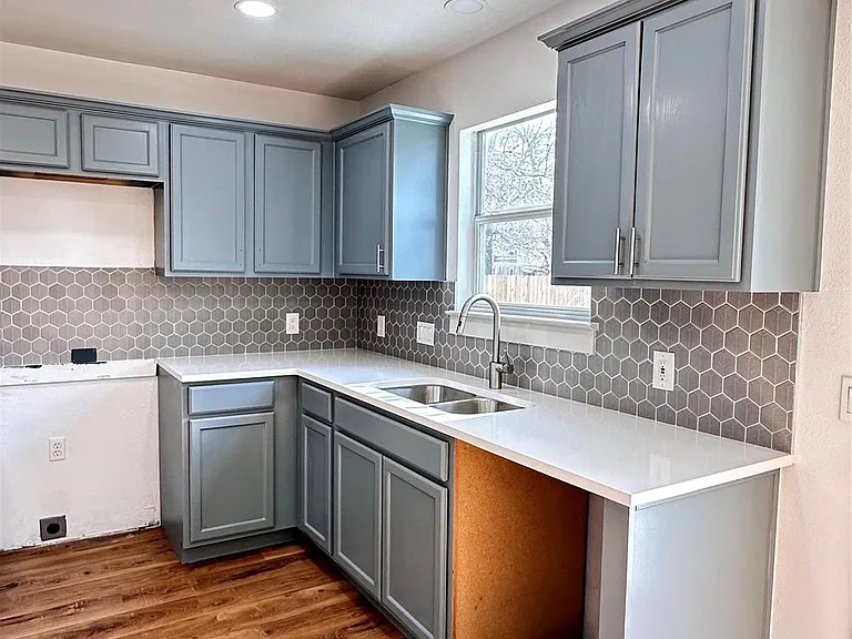 109 High Point Blvd — Photo 5
