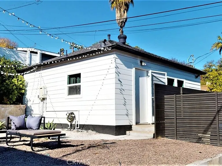 1225 Colorado Blvd — Photo 16