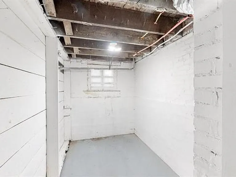 1507 Jefferson St — Photo 23