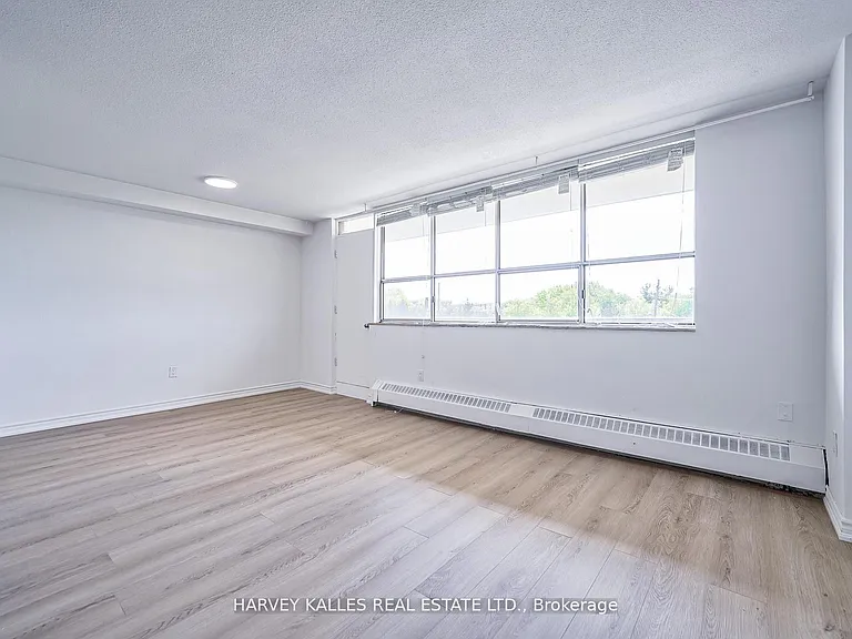 2000 Sheppard Ave W #1208 — Photo 11