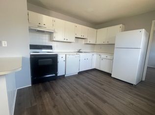 8 New Plainville Rd #4, New Bedford, MA 02745