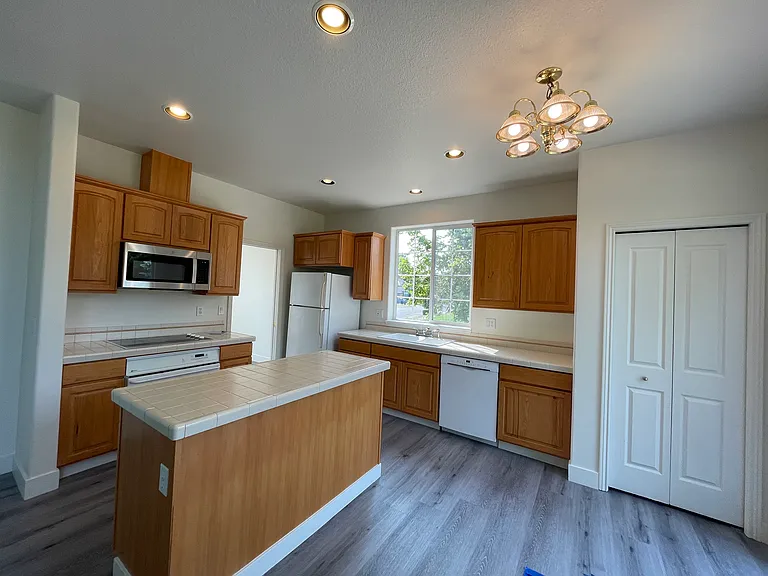 31407 SW Orchard Dr — Photo 6