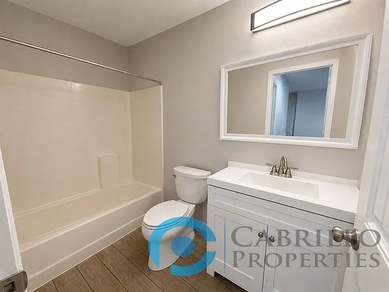 4328 Louisiana St #4 — Photo 3