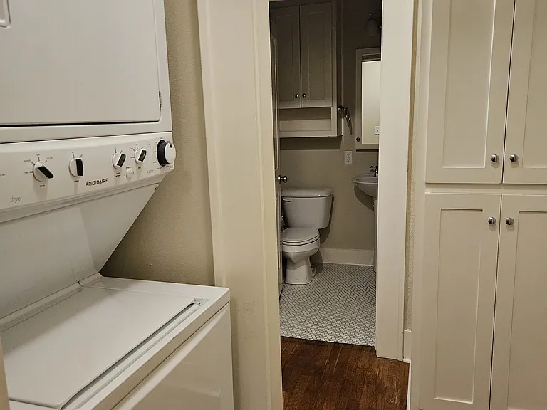 523 Orange St — Photo 12