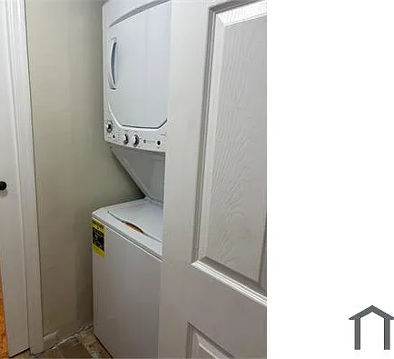 1700 NW 58th Ter #1B — Photo 2