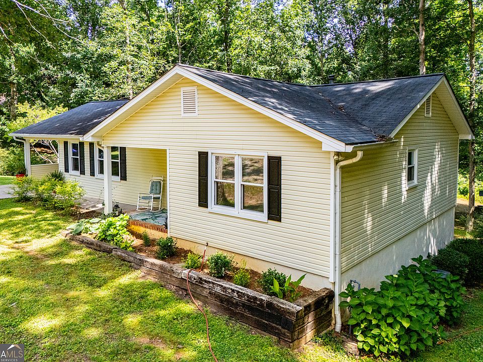 1st image of 203 Windsor Pl
