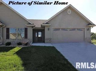 503 Kevin St, Blue Grass, IA 52726