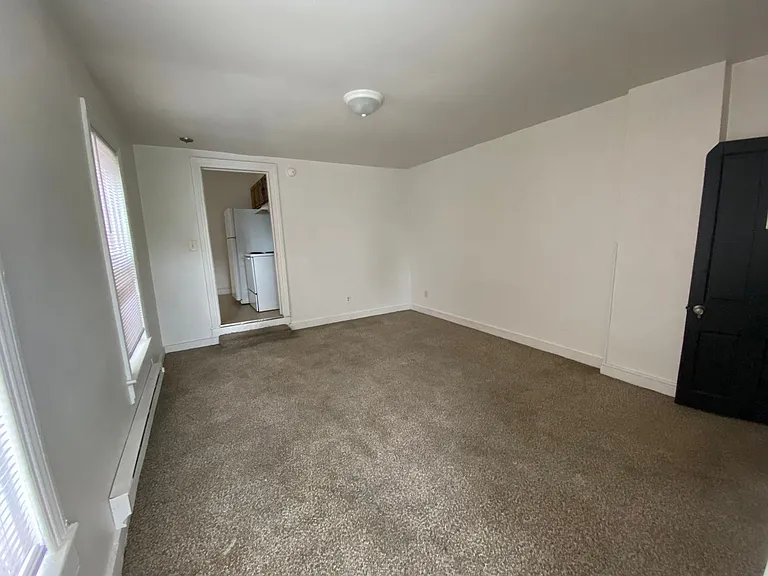 1130 Willow St — Photo 3